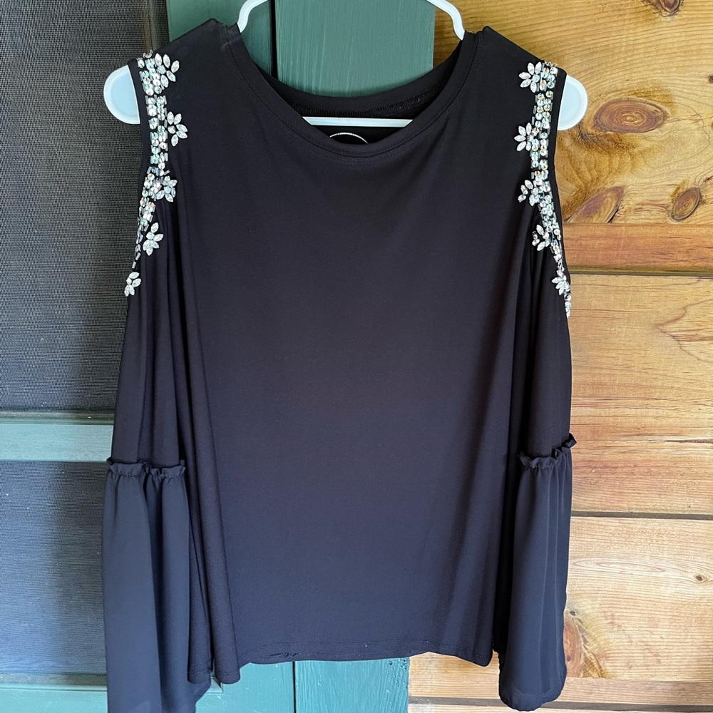 COPY - COPY - Women’s fancy rhinestone cold shoulder blouse